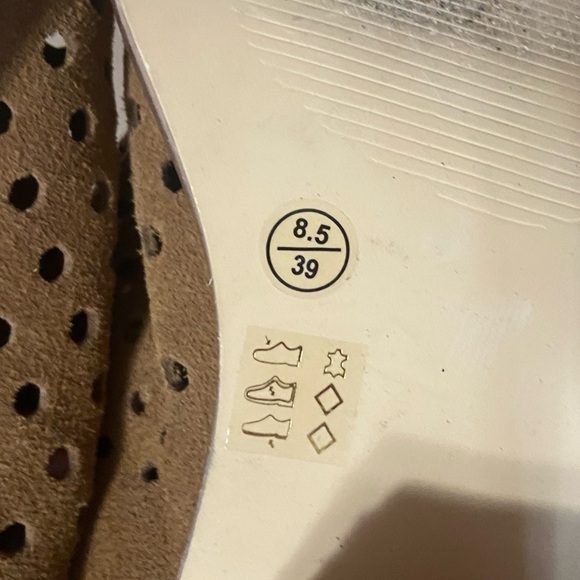 Chinese Laundry EUC Carnival Sling Back Shooties perforated suede size 8.5 - Picture 4 of 6